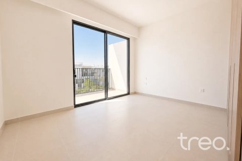 Townhouse in The Valley, Dubai 3 bedrooms, 196.12 sq.m. № 136196 - photo 18