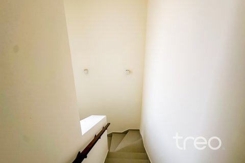 Снять в аренду таунхаус в EMAAR South, Dubai South (Dubai World Central), Дубай: 3 спальни, 182.09м², № 136197 - фото 3