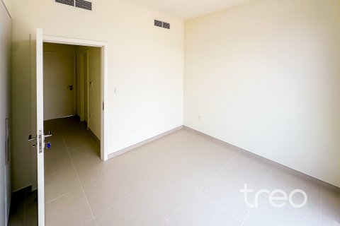 Снять в аренду таунхаус в EMAAR South, Dubai South (Dubai World Central), Дубай: 3 спальни, 182.09м², № 136197 - фото 5