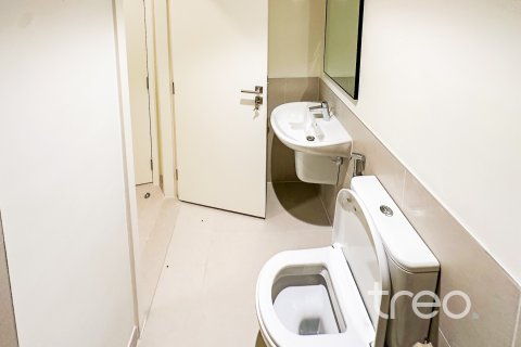 Снять в аренду таунхаус в EMAAR South, Dubai South (Dubai World Central), Дубай: 3 спальни, 182.09м², № 136197 - фото 16
