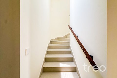 Снять в аренду таунхаус в EMAAR South, Dubai South (Dubai World Central), Дубай: 3 спальни, 182.09м², № 136197 - фото 17