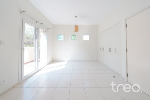 Villa in The Springs, Dubai 2 bedrooms, 156.63 sq.m. № 136205 - photo 2