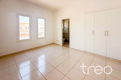 Villa in The Springs, Dubai 2 bedrooms, 172.61 sq.m. № 136206 - photo 8