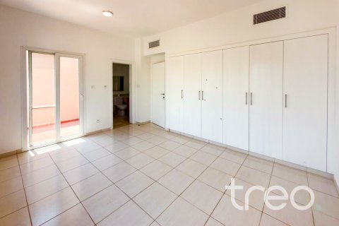 Villa in The Springs, Dubai 2 bedrooms, 172.61 sq.m. № 136206 - photo 7
