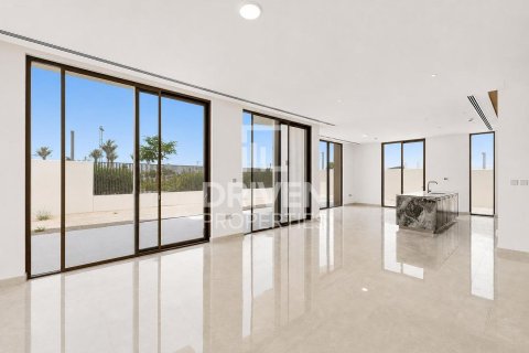 Villa in Dubai Hills Estate, Dubai 5 bedrooms, 853.5 sq.m. № 136195 - photo 13