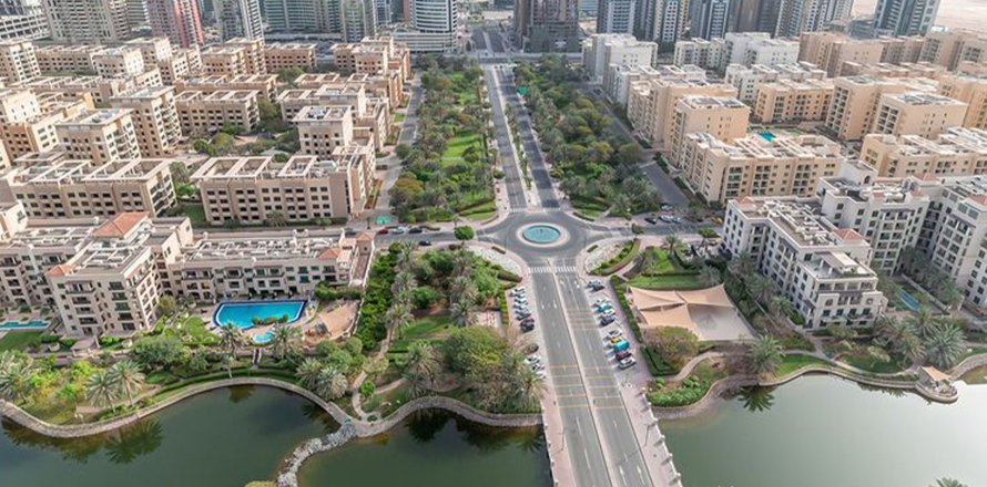 Al Barsha South
