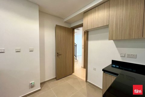 Adosado en Dubai, 3 dormitorios, 112.2 m², № 83662 - foto 7