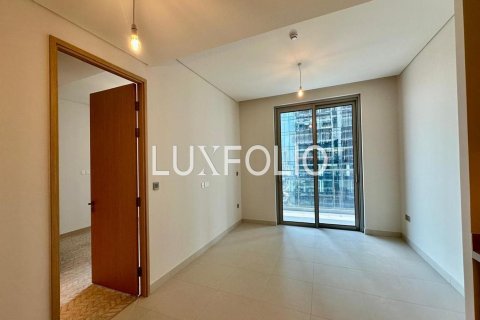 Снять в аренду квартиру в Vida Residences Dubai Mall, Даунтаун Дубай (Даунтаун Бурдж Дубай), Дубай: 1 спальня, 75м², № 46157 - фото 1