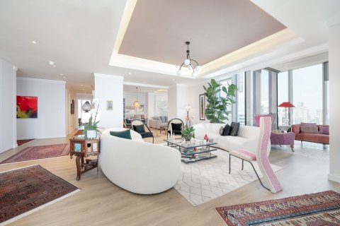 Apartment in Jumeirah Lake Towers, Dubai 4 bedrooms, 398.36 sq.m. № 141165
