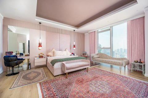 Apartment in Jumeirah Lake Towers, Dubai 4 bedrooms, 398.36 sq.m. № 141165 - photo 7