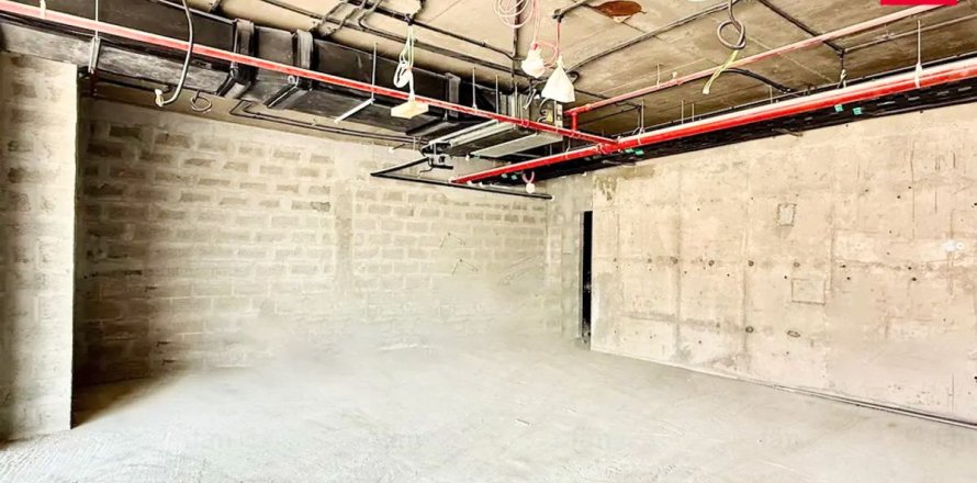 Shop in Dubai 101.5 sq.m. № 24733