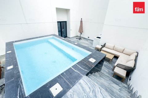 Penthouse in Business Bay, Dubai 2 bedrooms, 188.7 sq.m. № 11163 - photo 12