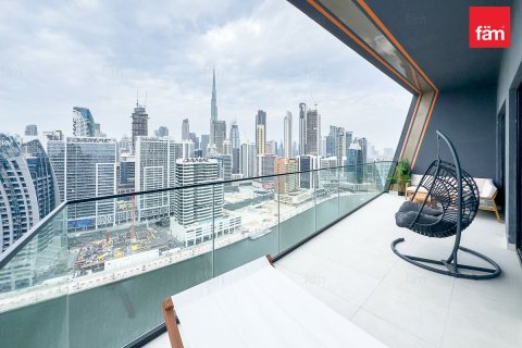 Penthouse in Business Bay, Dubai 2 bedrooms, 188.7 sq.m. № 11163 - photo 1