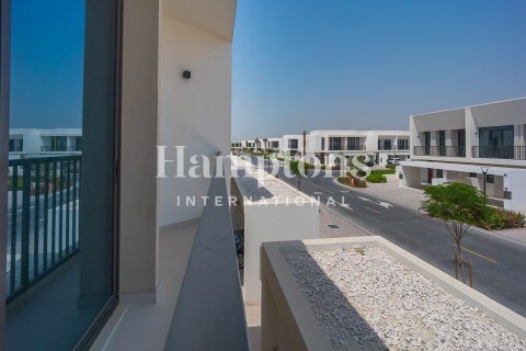 Adosado en Town Square, Dubai, 3 dormitorios, 174.74125270 m², № 63636 - foto 9