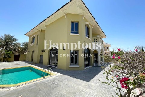 Снять в аренду виллу в FIVE Palm Jumeirah, Пальма Джумейра, Дубай: 5 спален, 520.25680000м², № 63573 - фото 11