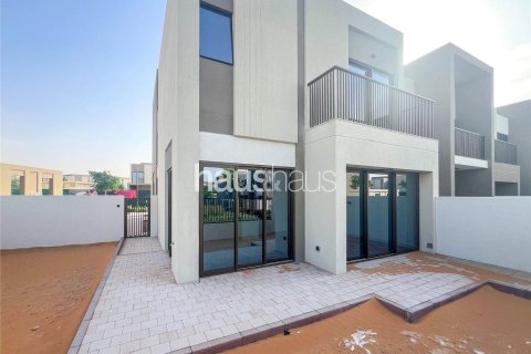 تاون هاوس في Villanova, Dubai Land, دبي 4 غرف نوم, 216 م² رقم 44062 - صورة 2