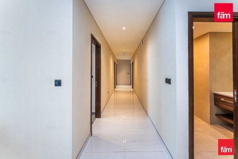Apartment in Dubai Media City, Dubai 2 bedrooms, 143 sq.m. № 49517 - photo 7