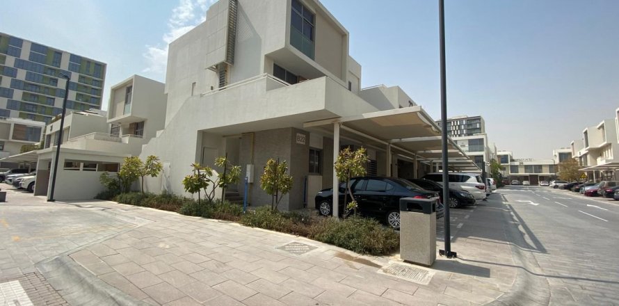 Maison de ville à Dubai, 2 chambres, 152.8 m², № 49512