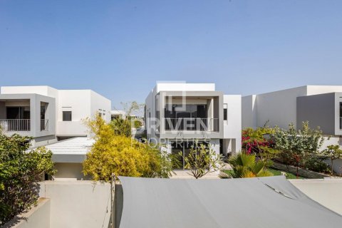 Снять в аренду квартиру в Sidra Villas, Дубай Хилс Эстейт, Дубай: 4 спальни, 463м², № 20610 - фото 24
