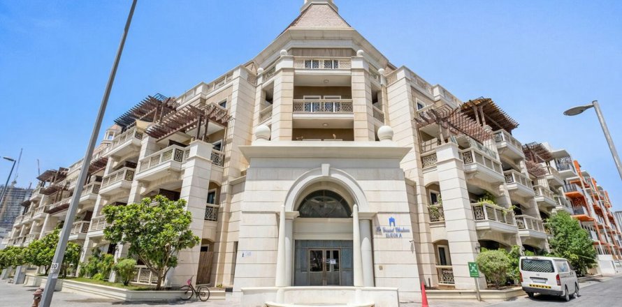 Appartement à Dubai, 3 chambres, 267.8 m², № 41007