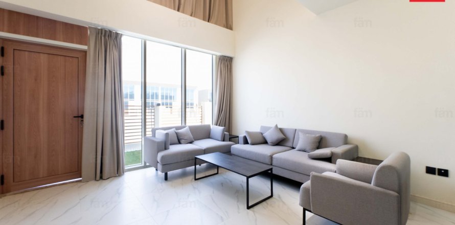 Adosado en Dubai, 3 dormitorios, 142.1 m², № 40998