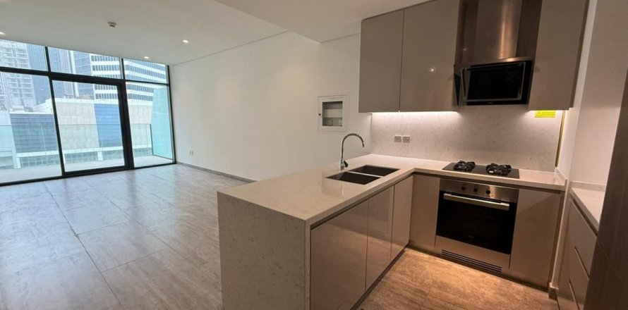 Квартира в Бизнес-Бэе, Дубай, 2 спальни, 123.5м², № 92116