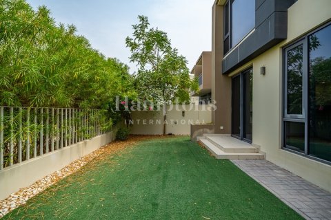 Villa in Maple 2, Dubai Hills Estate, Dubai 5 bedrooms, 302.67797400 sq.m. № 63511 - photo 11