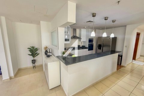 Apartment in Shams, Jumeirah Beach Residence, Dubai 3 bedrooms, 173 sq.m. № 100563 - photo 3