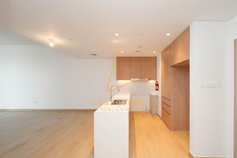 Снять в аренду квартиру в La Mer, Джумейра, Дубай: 2 спальни, 129м², № 100578 - фото 5