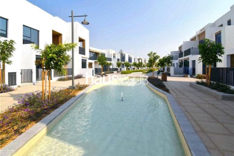 Villa in Arabian Ranches 3, Dubai 3 bedrooms, 205 sq.m. № 43898 - photo 6