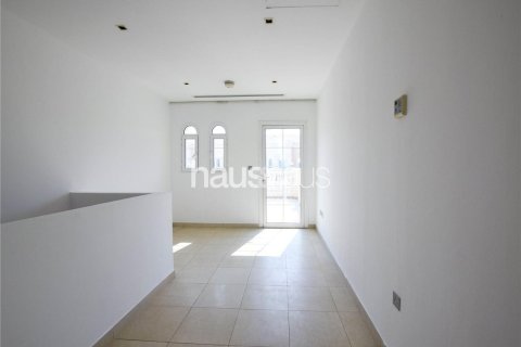 Adosado en Jumeirah Village Triangle, Dubai, 1 dormitorio, 152 m², № 43900 - foto 6