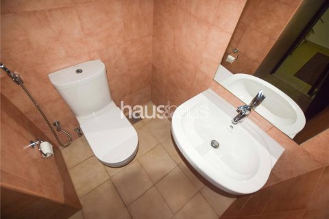 Adosado en Jumeirah Village Triangle, Dubai, 1 dormitorio, 152 m², № 43900 - foto 4