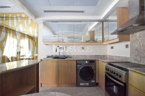 Adosado en Jumeirah Village Triangle, Dubai, 2 dormitorios, 152 m², № 43901 - foto 6