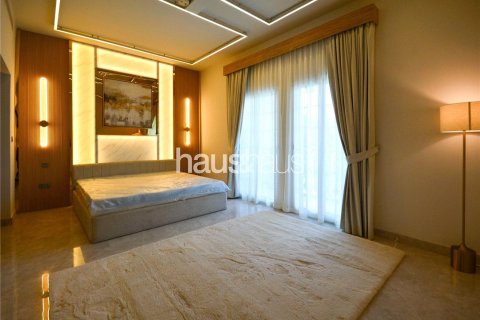 Adosado en Jumeirah Village Triangle, Dubai, 2 dormitorios, 152 m², № 43901 - foto 13