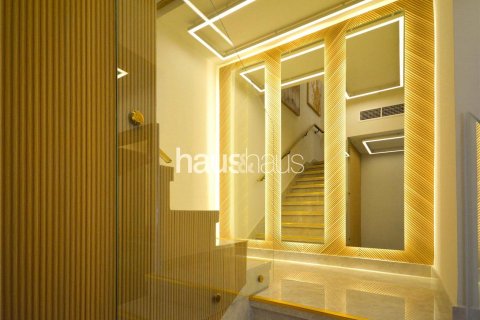 Adosado en Jumeirah Village Triangle, Dubai, 2 dormitorios, 152 m², № 43901 - foto 9
