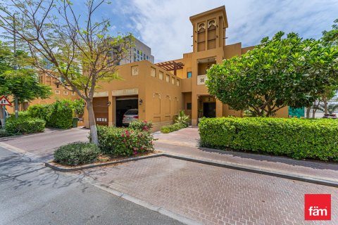 Villa à Al Furjan, Dubai, 3 chambres, 600 m², № 49356 - photo 1