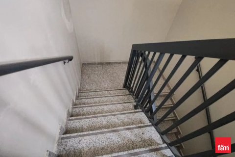 Building in Wadi Al Safa 2, Dubai 750 sq.m. № 49366 - photo 8