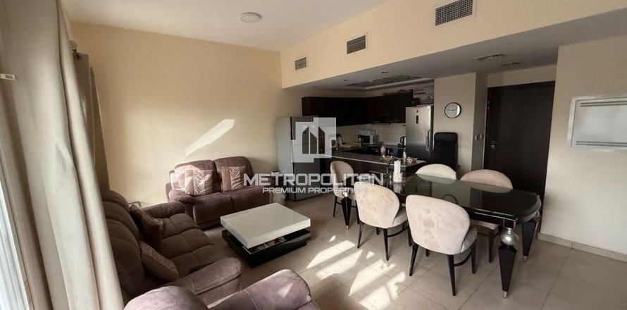 Apartamento en Remraam, Dubai, 2 dormitorios, 103 m², № 73990