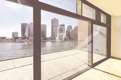 Duplex à Business Bay, Dubai, 3 chambres, 209 m², № 73997 - photo 3