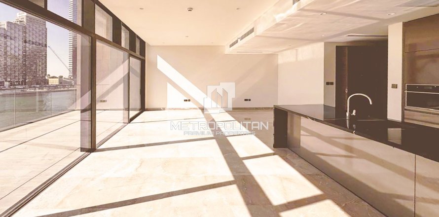 Dúplex en Business Bay, Dubai, 3 dormitorios, 209 m², № 73997