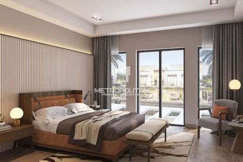 Купить таунхаус в Дубай Инвестмент Парке, Дубай: 4 спальни, 211м², № 73999 - фото 16