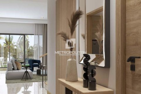 Купить таунхаус в Дубай Инвестмент Парке, Дубай: 4 спальни, 211м², № 73999 - фото 5