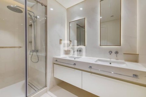 Apartment in Dubai Harbour, Dubai 3 bedrooms, 180 sq.m. № 56909 - photo 7