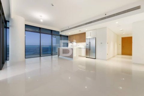Apartment in Dubai Harbour, Dubai 3 bedrooms, 180 sq.m. № 56909 - photo 14