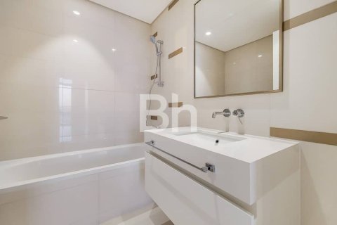 Apartment in Dubai Harbour, Dubai 3 bedrooms, 180 sq.m. № 56909 - photo 6