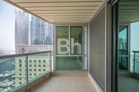 Apartment in Dubai Marina, Dubai 3 bedrooms, 218 sq.m. № 56578 - photo 8