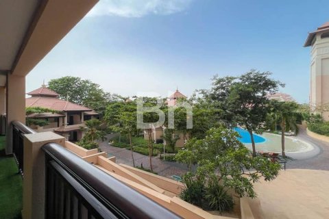 Apartment in Palm Jumeirah, Dubai 2 bedrooms, 165 sq.m. № 56581 - photo 1