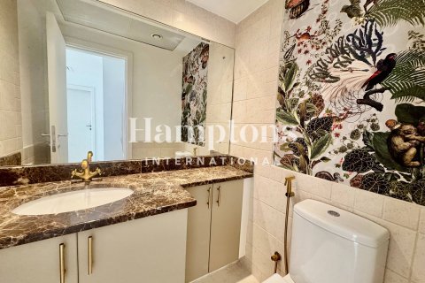 Villa in The Lakes, Dubai 4 bedrooms, 329.06242600 sq.m. № 97942 - photo 5