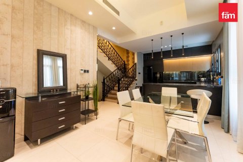 Adosado en Wadi Al Safa 2, Dubai, 5 dormitorios, 206.3 m², № 50715 - foto 8