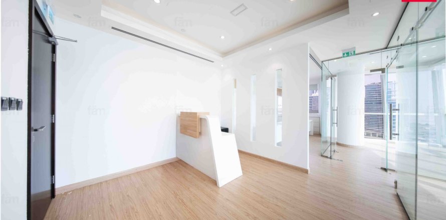 Oficina en Business Bay, Dubai, 61.7 m², № 50704